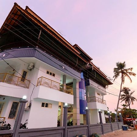 Oyo 11891 Amare Beach Resorts Alappuzha Luaran gambar